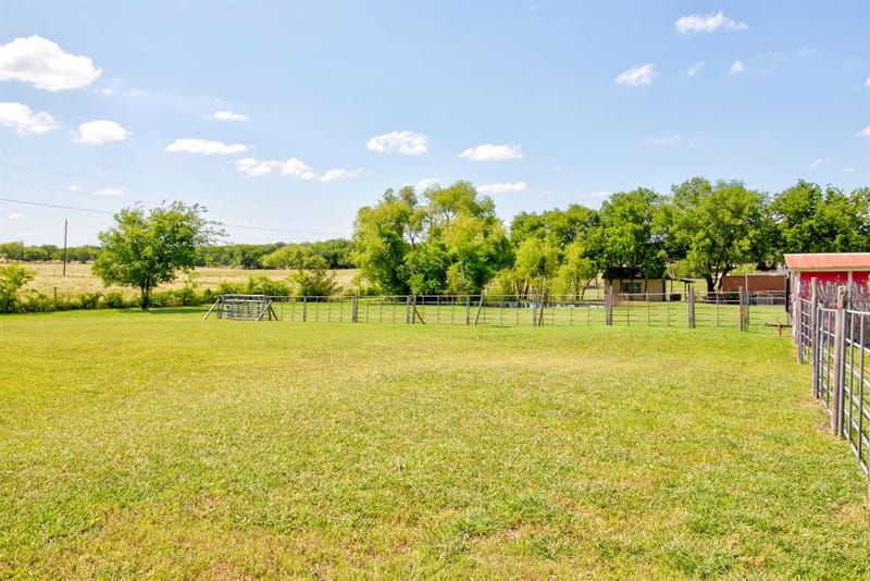 21921 Quail Run Road, Sanger TX 76266 - Photo 31