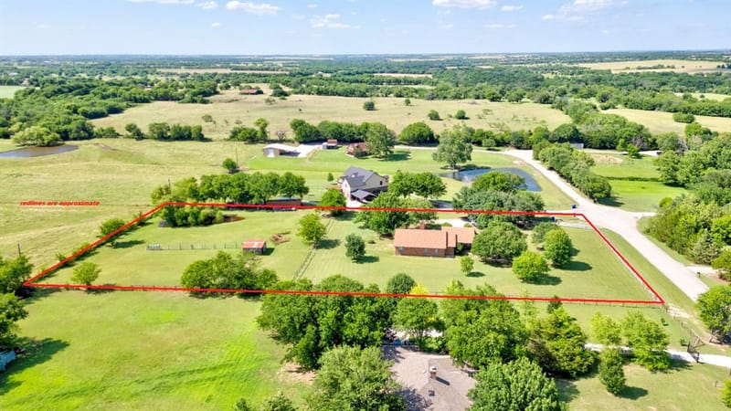 21921 Quail Run Road, Sanger TX 76266 - Photo 4