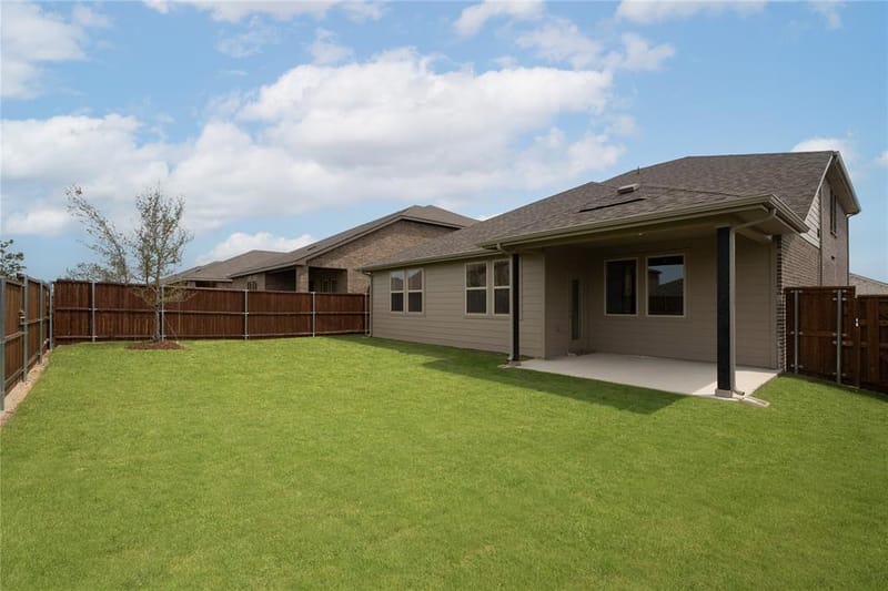 3920 Amethyst Drive, Celina TX 75009 - Photo 2