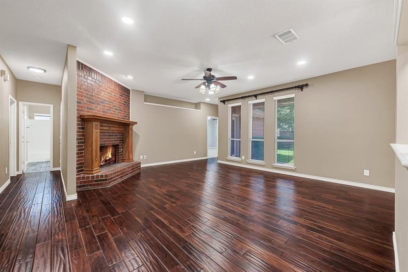 706 Green Apple Drive, Garland TX 75044 - Photo 5