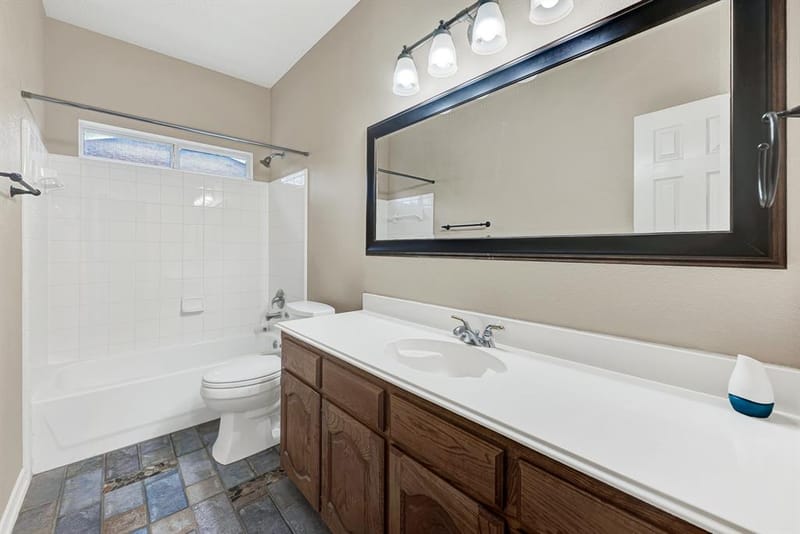 706 Green Apple Drive, Garland TX 75044 - Photo 20