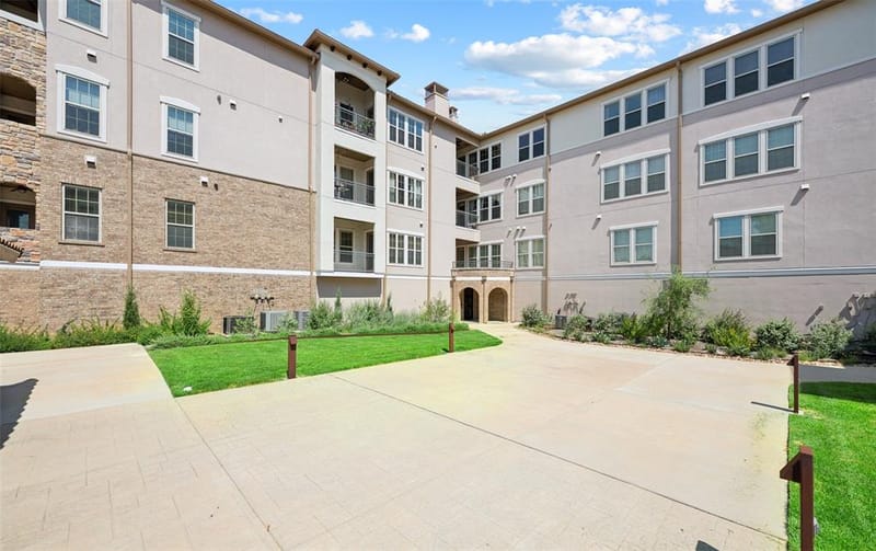 610 Via Ravello # 201, Irving TX 75039 - Photo 2
