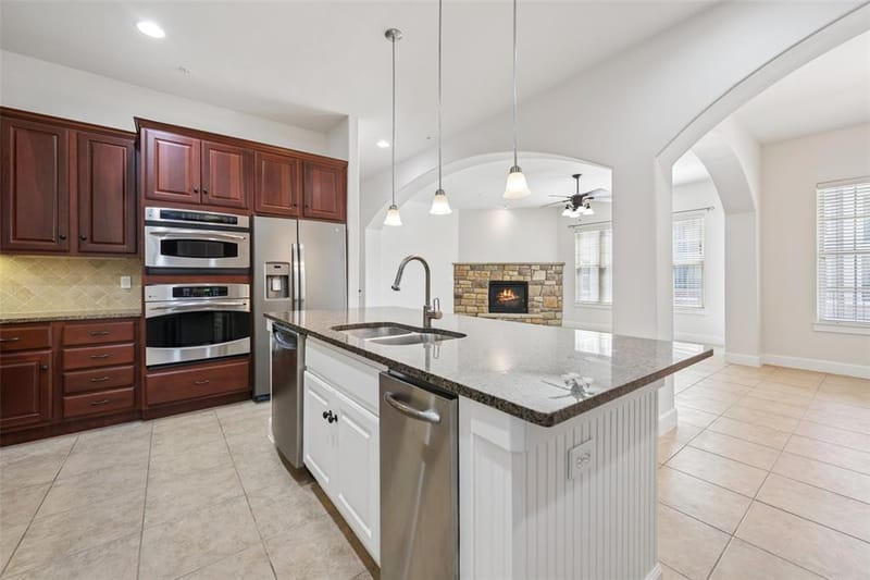 610 Via Ravello # 201, Irving TX 75039 - Photo 13