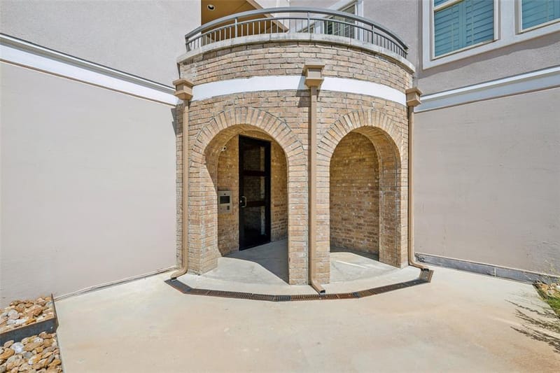 610 Via Ravello # 201, Irving TX 75039 - Photo 3