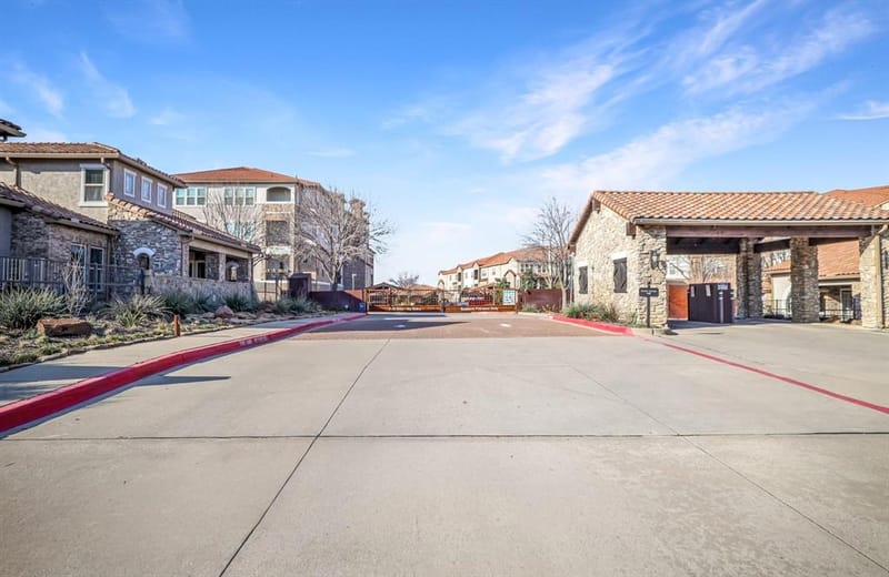 610 Via Ravello # 201, Irving TX 75039 - Photo 32
