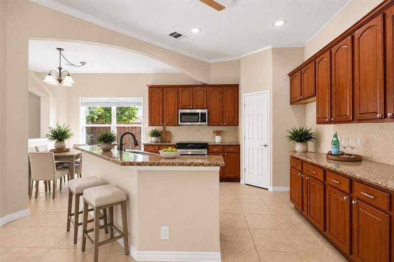 15469 Landing Creek Lane, Fort Worth TX 76262 - Photo 5