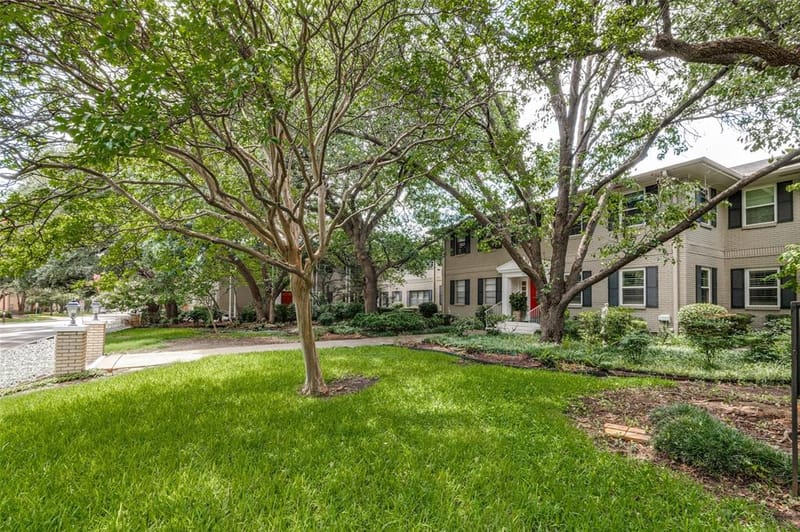 6211 Bandera Avenue # D, Dallas TX 75225 - Photo 3