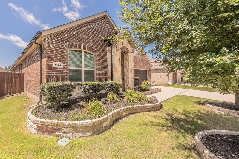 3424 Cimarron River Drive, Celina TX 75078 - Photo 3