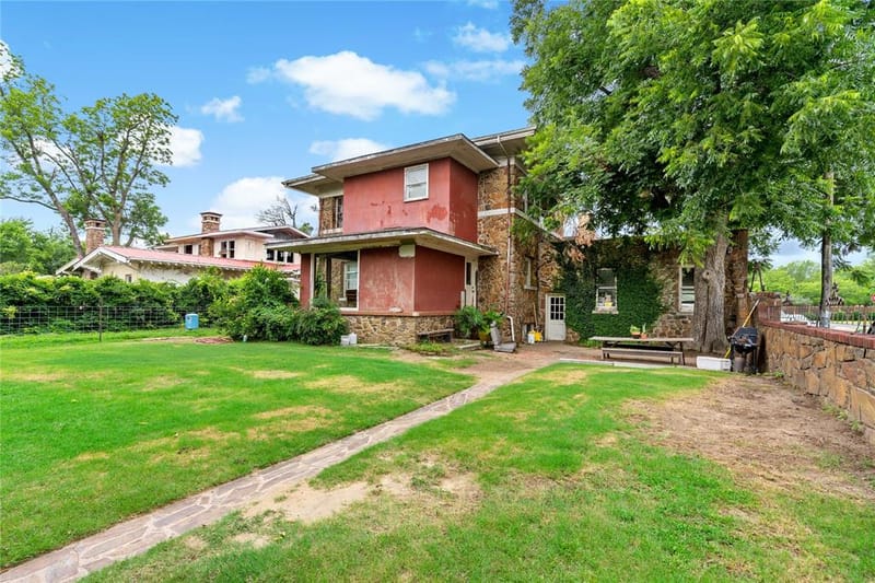 607 S Main Street, Paris TX 75460 - Photo 4