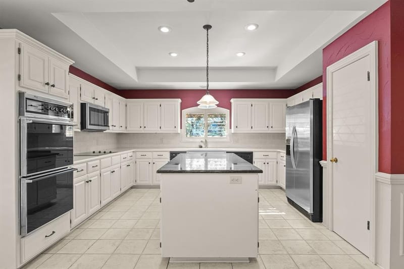 1807 Royal Oak Drive, Tyler TX 75703 - Photo 9