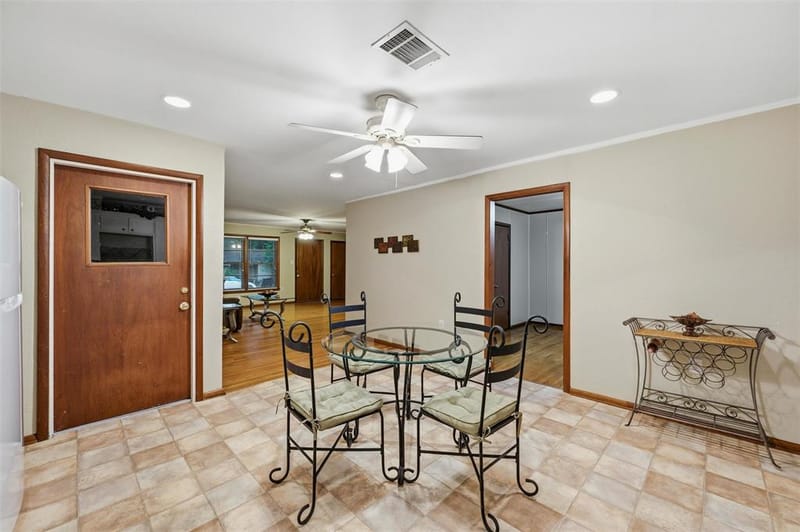 1307 N Gaines Street, Ennis TX 75119 - Photo 17