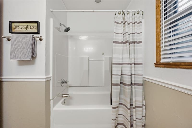 1307 N Gaines Street, Ennis TX 75119 - Photo 28
