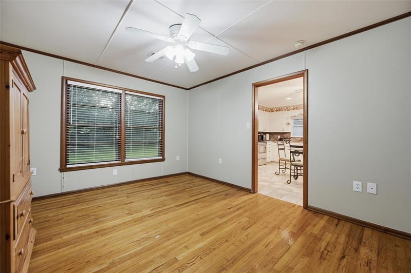 1307 N Gaines Street, Ennis TX 75119 - Photo 25
