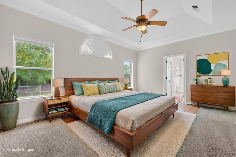 214 Knob Hill Drive, Granbury TX 76048 - Photo 5