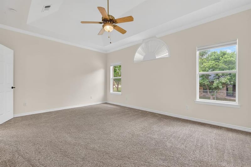 214 Knob Hill Drive, Granbury TX 76048 - Photo 15