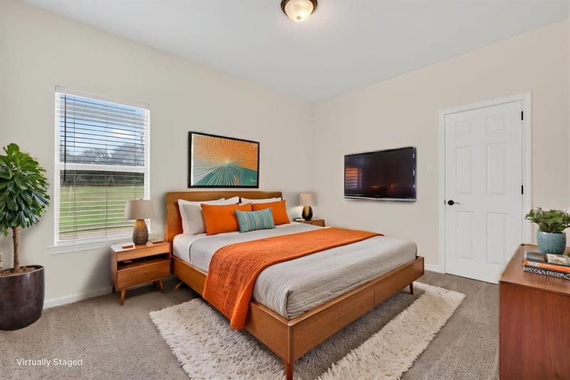 214 Knob Hill Drive, Granbury TX 76048 - Photo 19