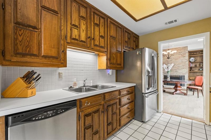 16833 Davenport Court, Dallas TX 75248 - Photo 23