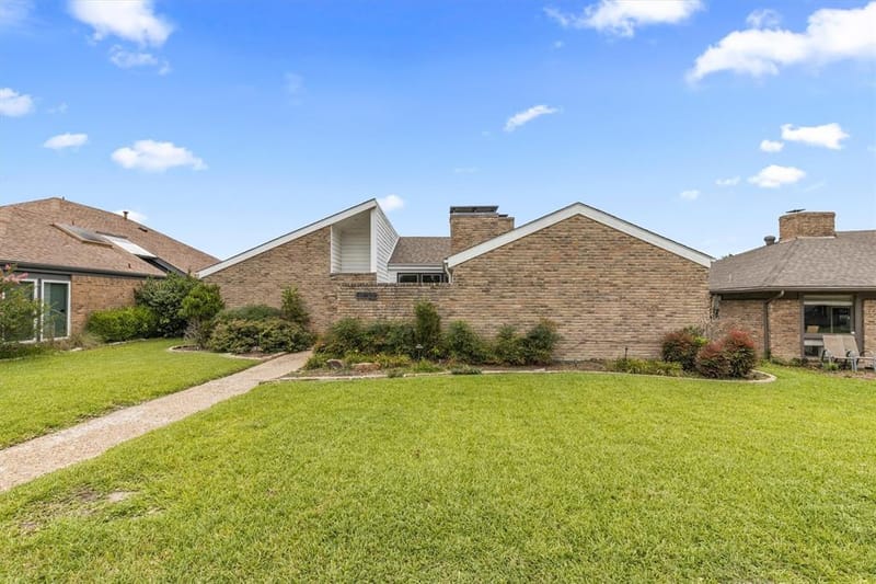 16833 Davenport Court, Dallas TX 75248 - Photo 3