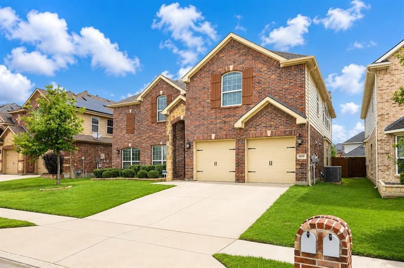 9828 Milkweed Lane, Fort Worth TX 76177 - Photo 2