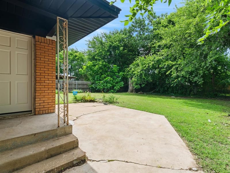 420 W Anita Street, Sherman TX 75092 - Photo 23