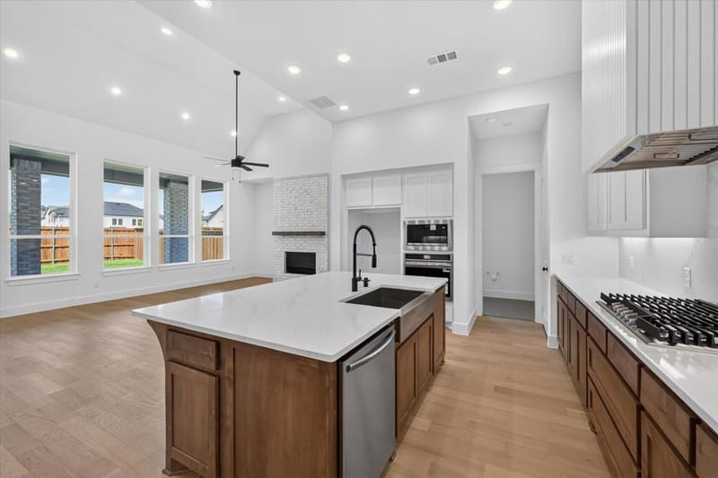 4017 Trellis Drive, Celina TX 75078 - Photo 2