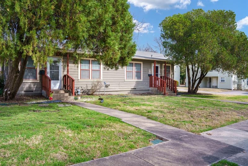 303 N Waddill A,B,C Street, McKinney TX 75069 - Photo 3