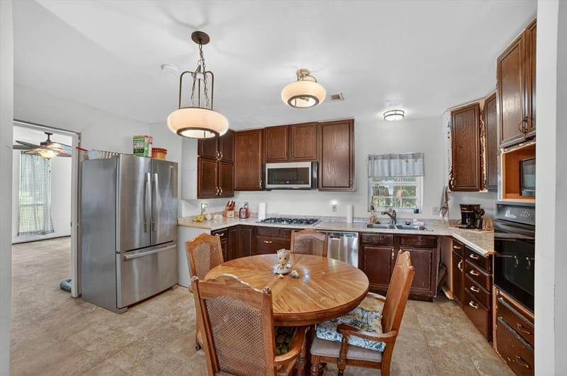 8088 Telegraph Road, Quinlan TX 75474 - Photo 10
