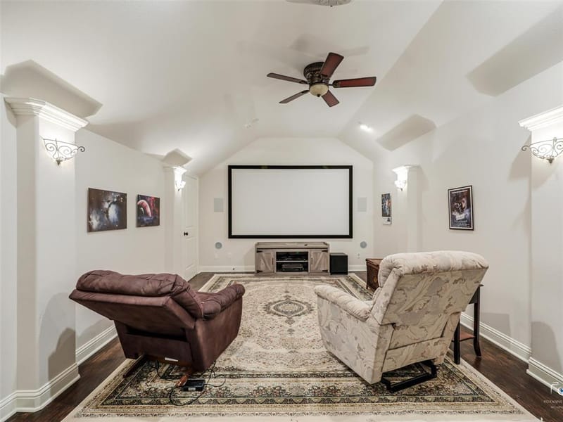 4428 Lake Breeze Drive, McKinney TX 75071 - Photo 8