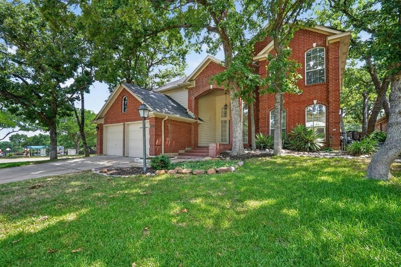 2687 Creekside Way, Highland Village TX 75077