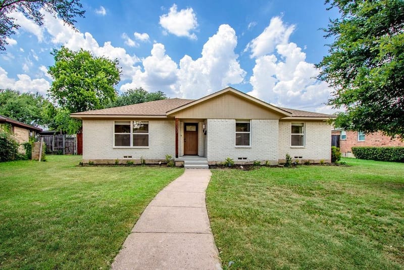 6333 Symphony Lane, Dallas TX 75227 - Photo 2