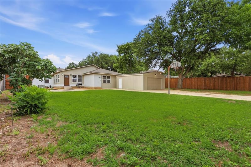 6333 Symphony Lane, Dallas TX 75227 - Photo 36