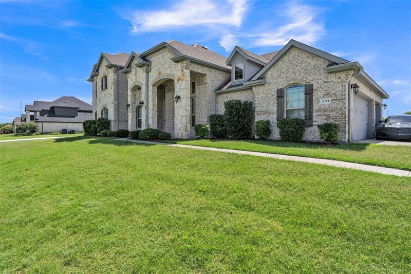 231 Berkeley Drive, Waxahachie TX 75167 - Photo 2