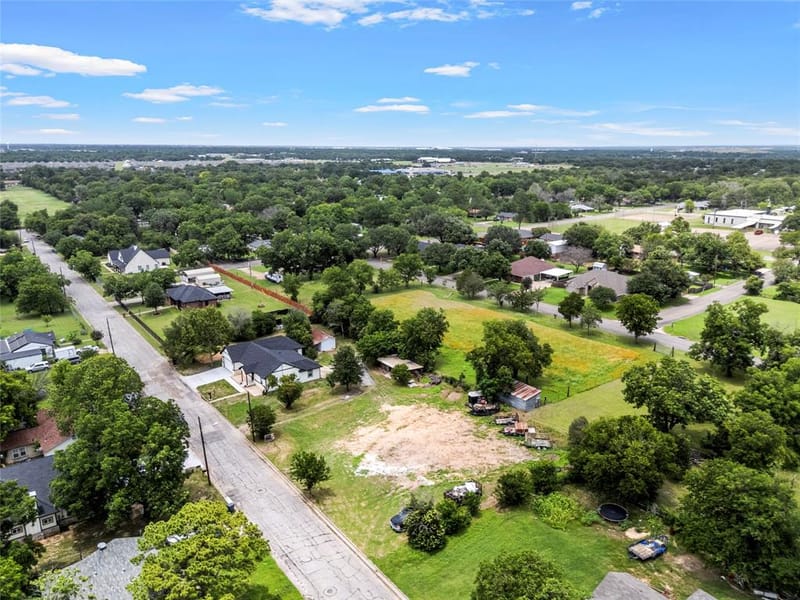 1630 Egan Lane, Waco TX 76705 - Photo 32