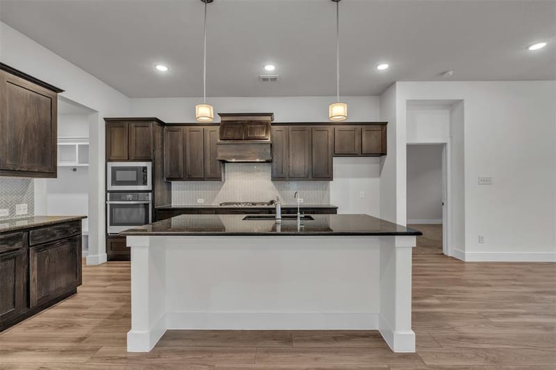 5149 Cantle Court, Fort Worth TX 76036 - Photo 2