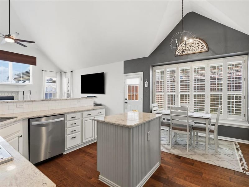 2849 Greenway Drive, Frisco TX 75034 - Photo 8