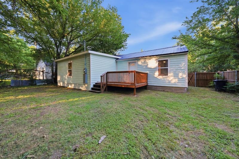 1103 Bell Drive, Greenville TX 75401 - Photo 17