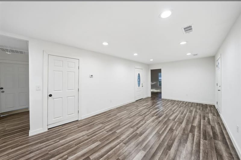 1103 Bell Drive, Greenville TX 75401 - Photo 7