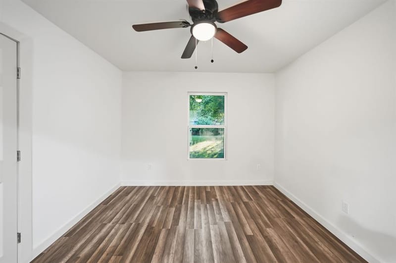 1103 Bell Drive, Greenville TX 75401 - Photo 10