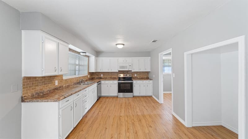 519 Malibu Drive, Malakoff TX 75148 - Photo 7