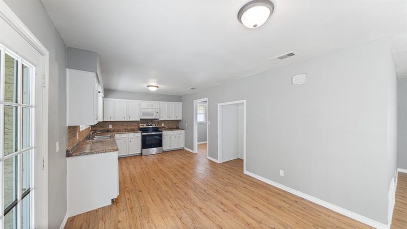 519 Malibu Drive, Malakoff TX 75148 - Photo 9