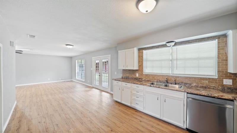 519 Malibu Drive, Malakoff TX 75148 - Photo 10