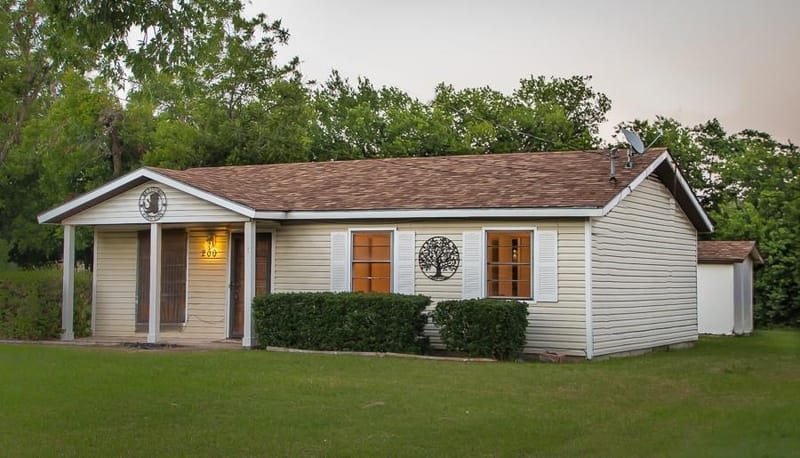 200 Russell Street, White Settlement TX 76108 - Photo 3