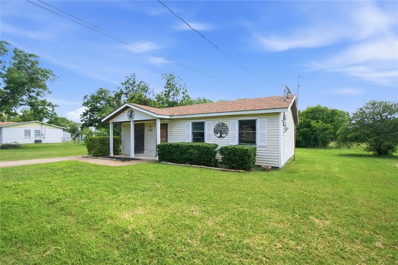200 Russell Street, White Settlement TX 76108 - Photo 5