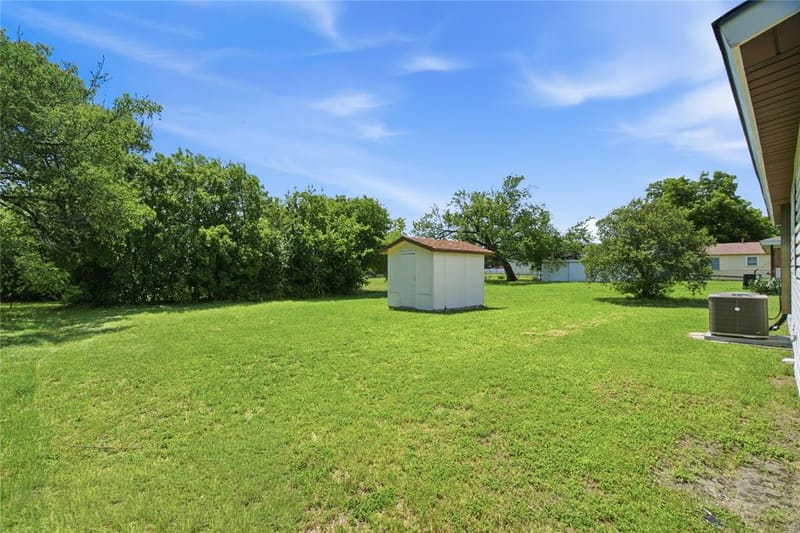200 Russell Street, White Settlement TX 76108 - Photo 29