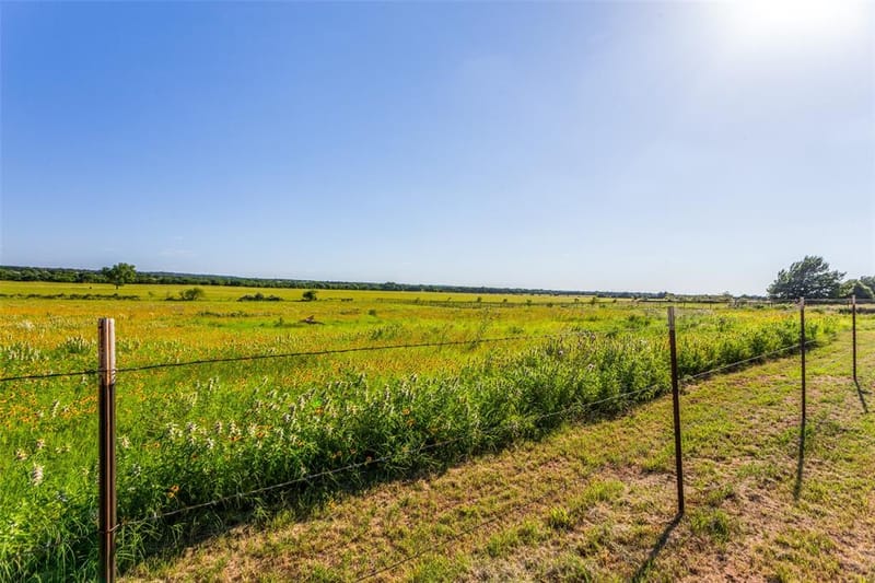 108 Gladdis Lane, Springtown TX 76082 - Photo 27