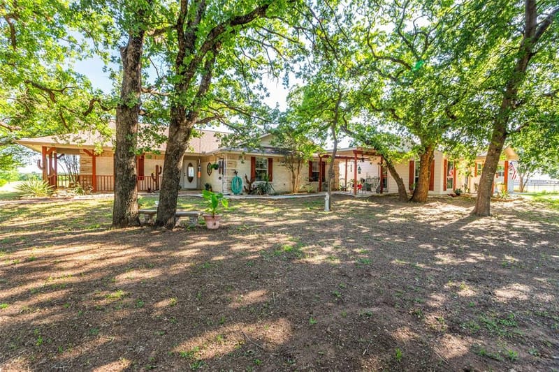 108 Gladdis Lane, Springtown TX 76082 - Photo 22