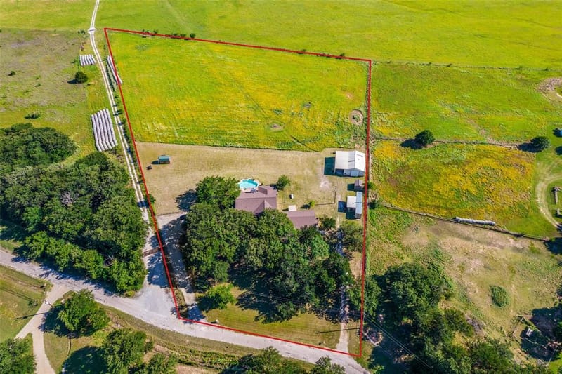 108 Gladdis Lane, Springtown TX 76082