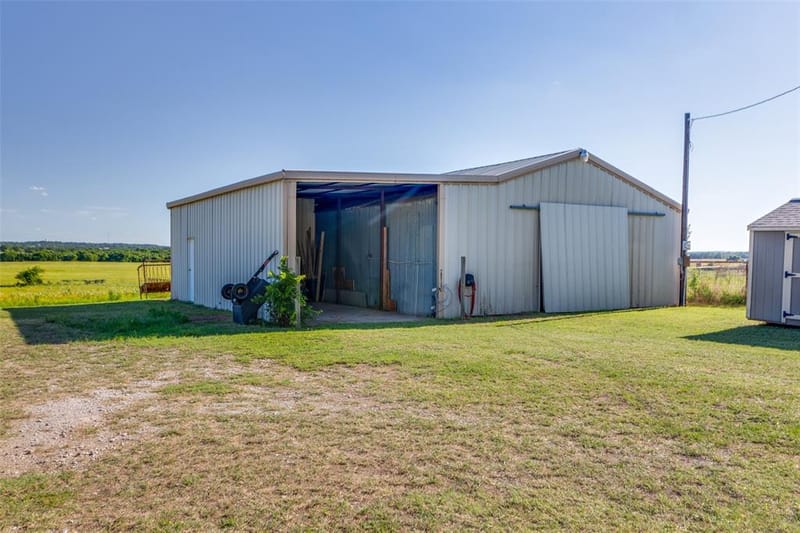108 Gladdis Lane, Springtown TX 76082 - Photo 25