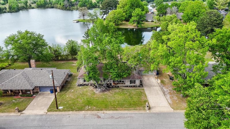 210 Pat Drive, Mineola TX 75773