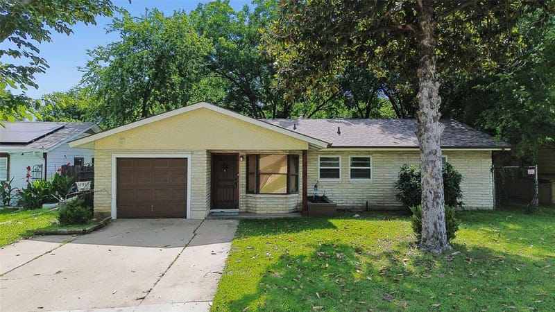 4113 Pate Drive, Fort Worth TX 76119 - Photo 2